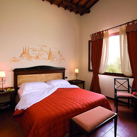 טרנובה ברצ'וליני Agriturismo Antico Borgo Poggitazzi מראה חיצוני תמונה