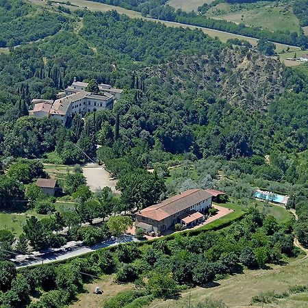 טרנובה ברצ'וליני Agriturismo Antico Borgo Poggitazzi מראה חיצוני תמונה