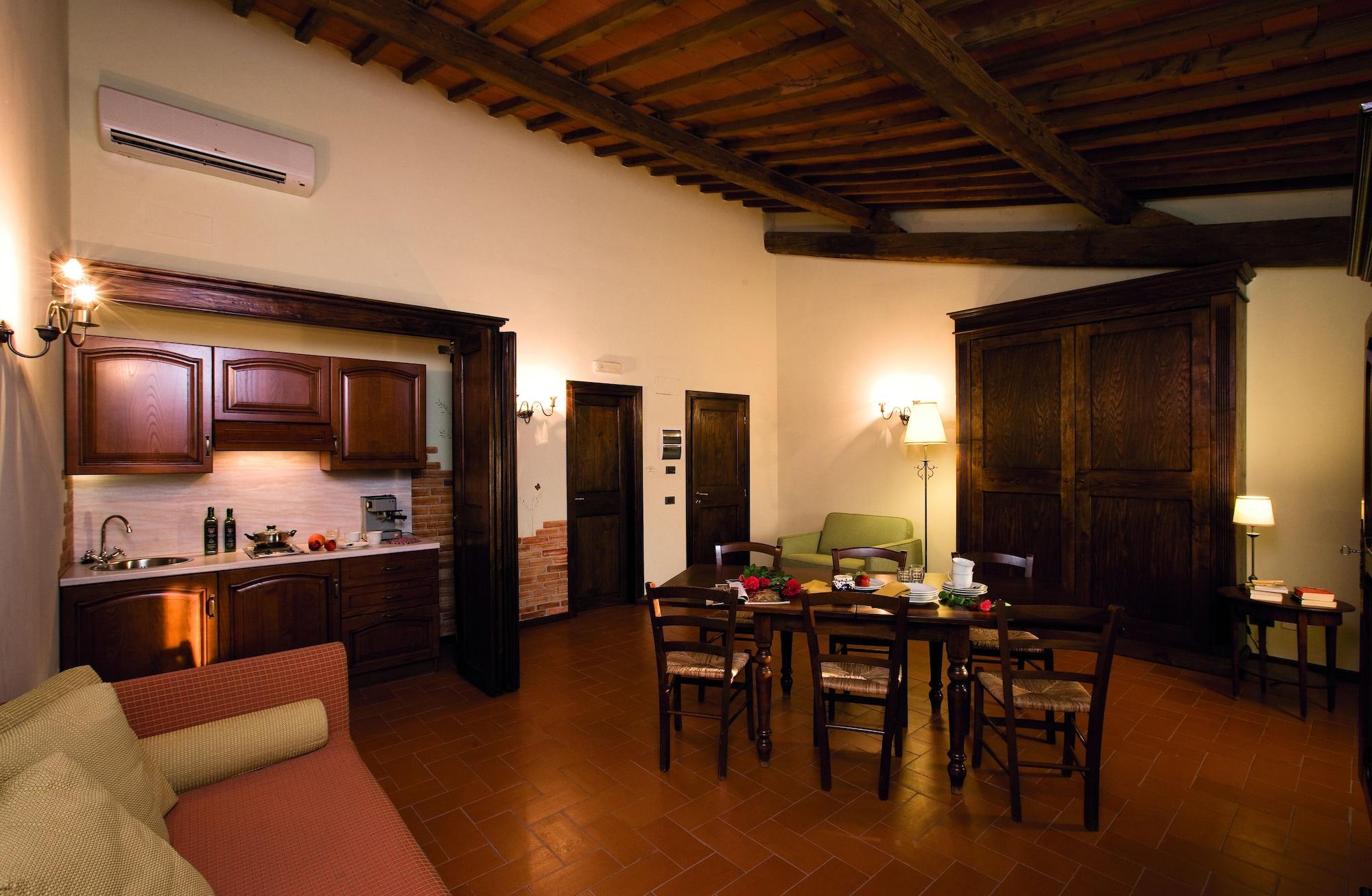 טרנובה ברצ'וליני Agriturismo Antico Borgo Poggitazzi מראה חיצוני תמונה