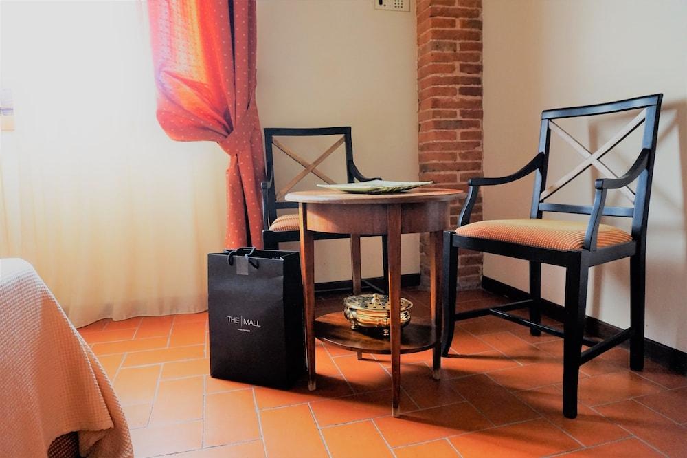 טרנובה ברצ'וליני Agriturismo Antico Borgo Poggitazzi מראה חיצוני תמונה