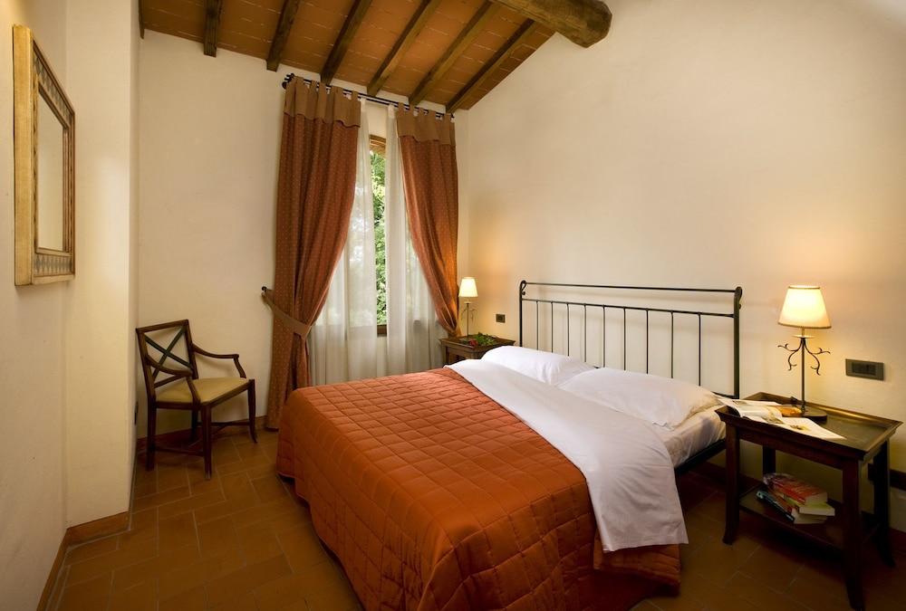 טרנובה ברצ'וליני Agriturismo Antico Borgo Poggitazzi מראה חיצוני תמונה